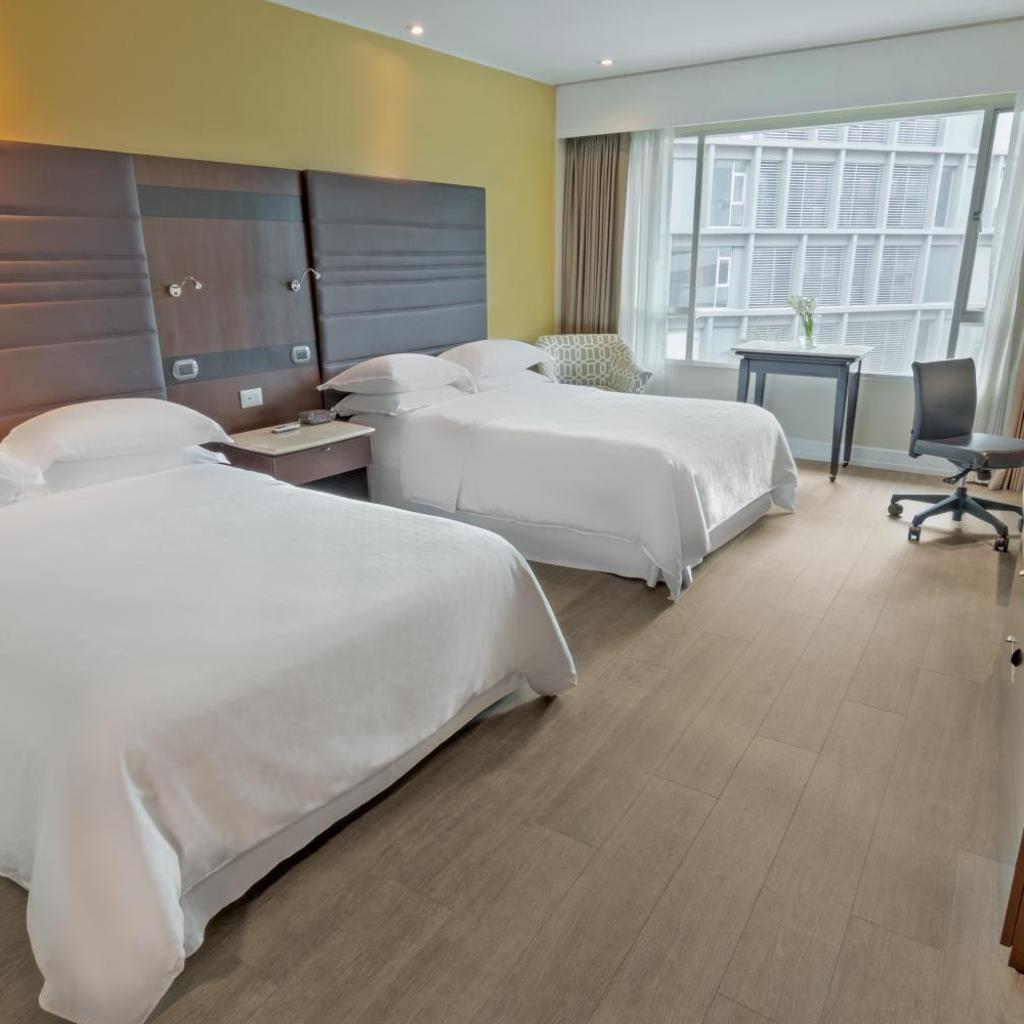 Sheraton Guayaquil — 