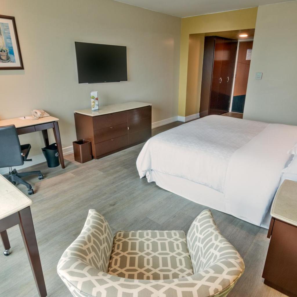 Sheraton Guayaquil — 