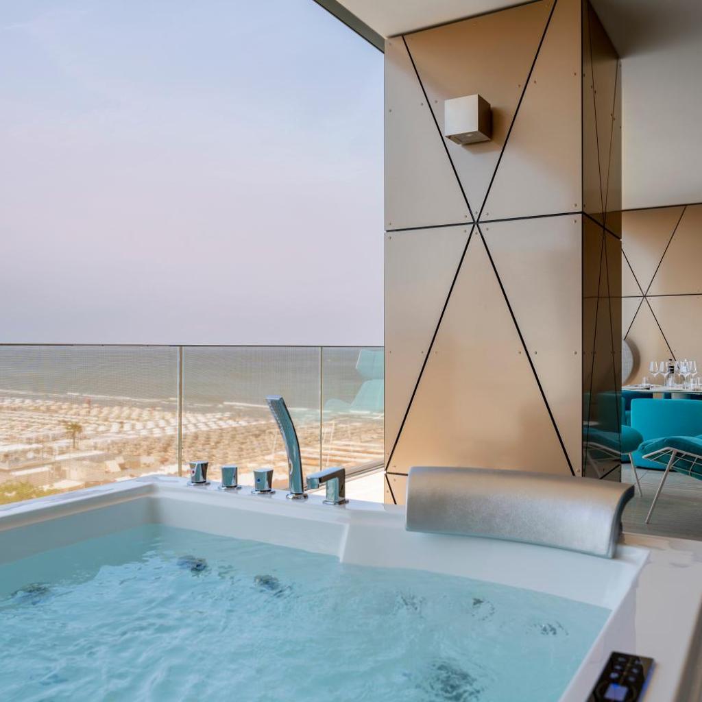 The Promenade Luxury Wellness Hotel — 