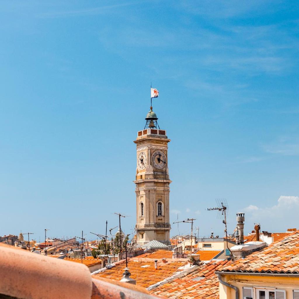 Photograph of Nice Renting - NEUVE - Luxury Triplex Old Town Massena Garibaldi - 4 BedRoom - AC
