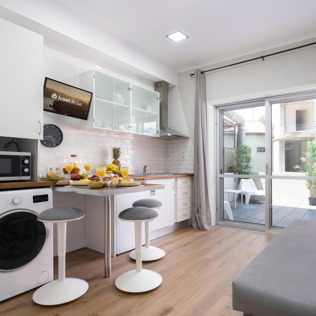 Photograph of Host Wise - Modern Flats with Stunning Terrace or Balcony - Central Location