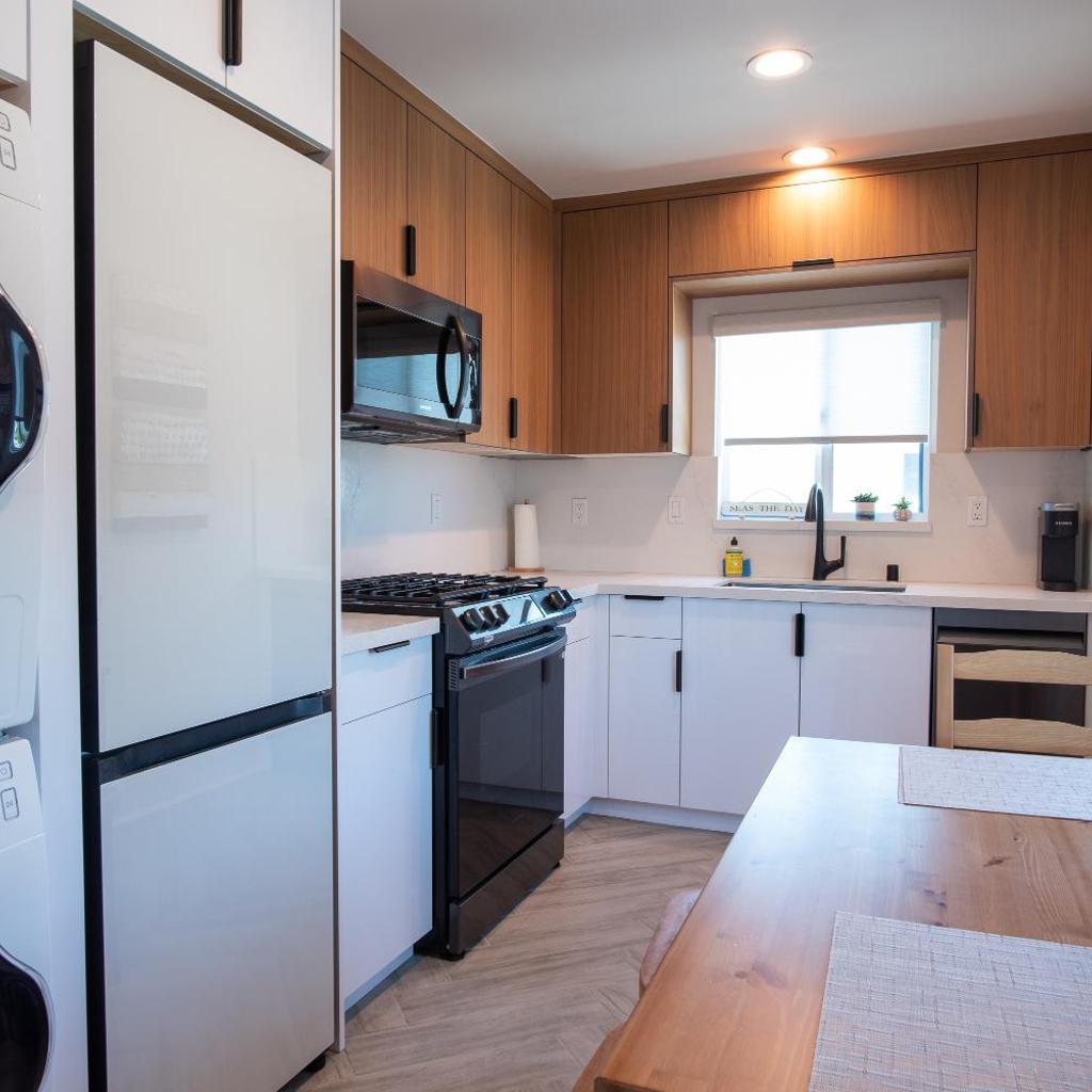 Photograph of 5079 Lotus Street