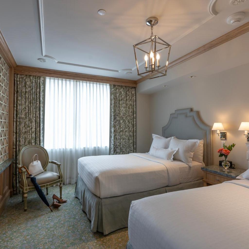 Hotel Monteleone — 