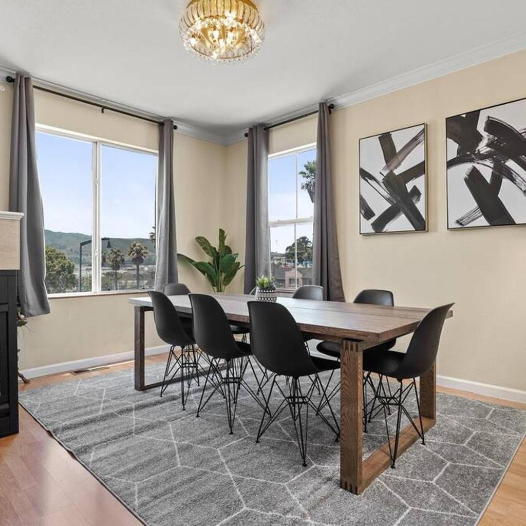 Photograph of Beautiful Spacious House 2BR / 4BR in Silver Terrace