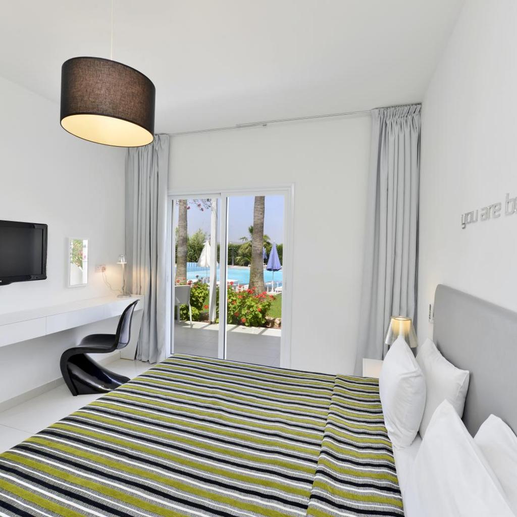 Mon Repos Hotel — 