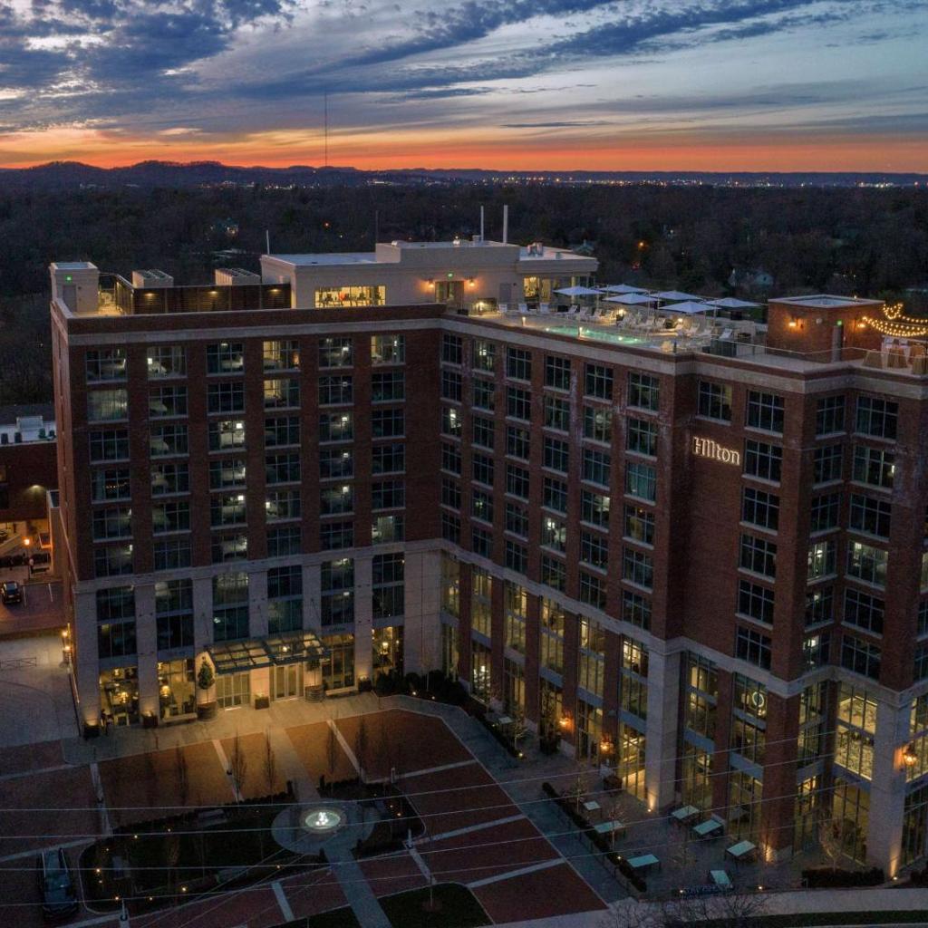 Photograph of Hilton Nashville Green Hills