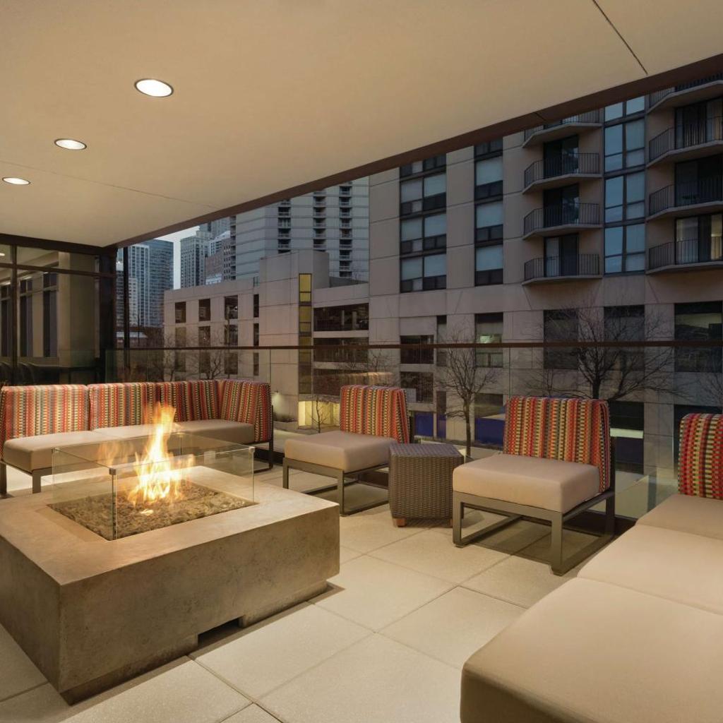 Photograph of Home2 Suites By Hilton Chicago River North