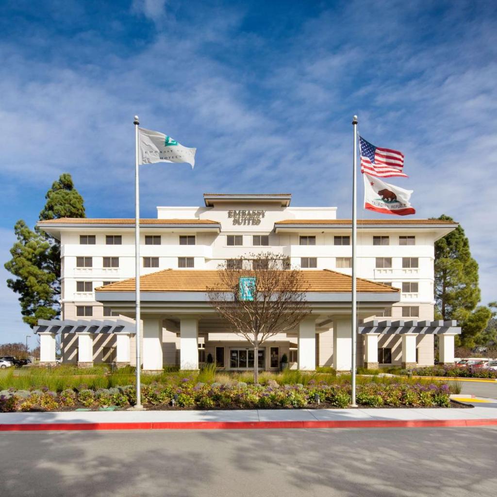 Hotel thumbnail 2