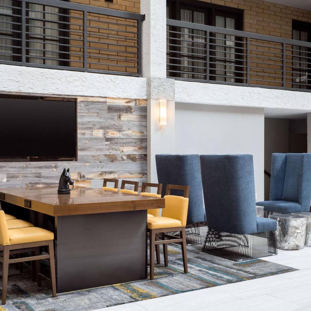 Photograph of Embassy Suites by Hilton Austin Central