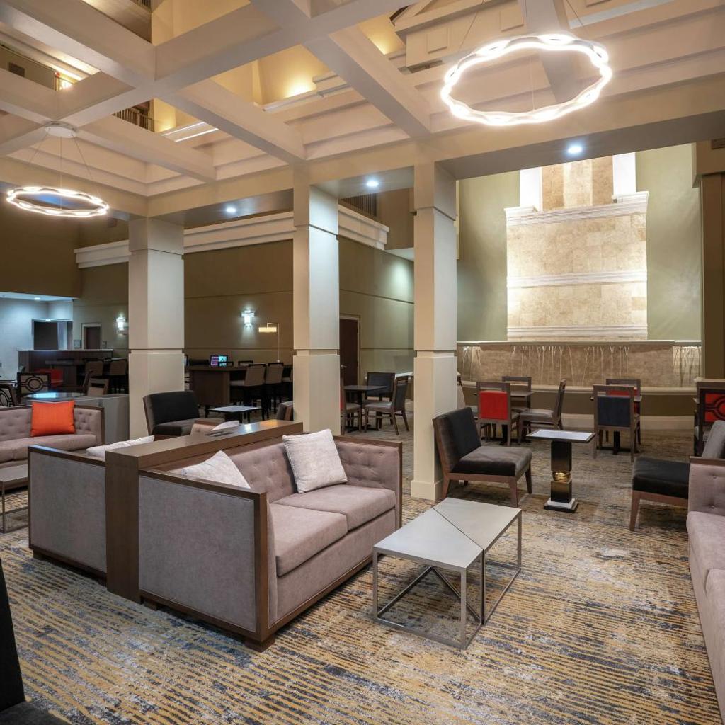 Photograph of Embassy Suites Nashville - at Vanderbilt