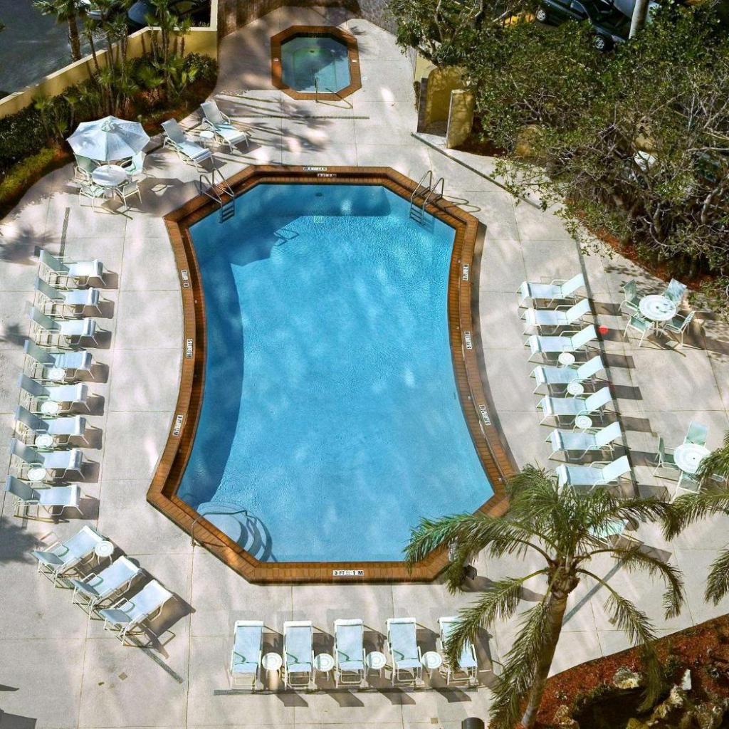 Photograph of DoubleTree by Hilton Hotel Miami Airport & Convention Center