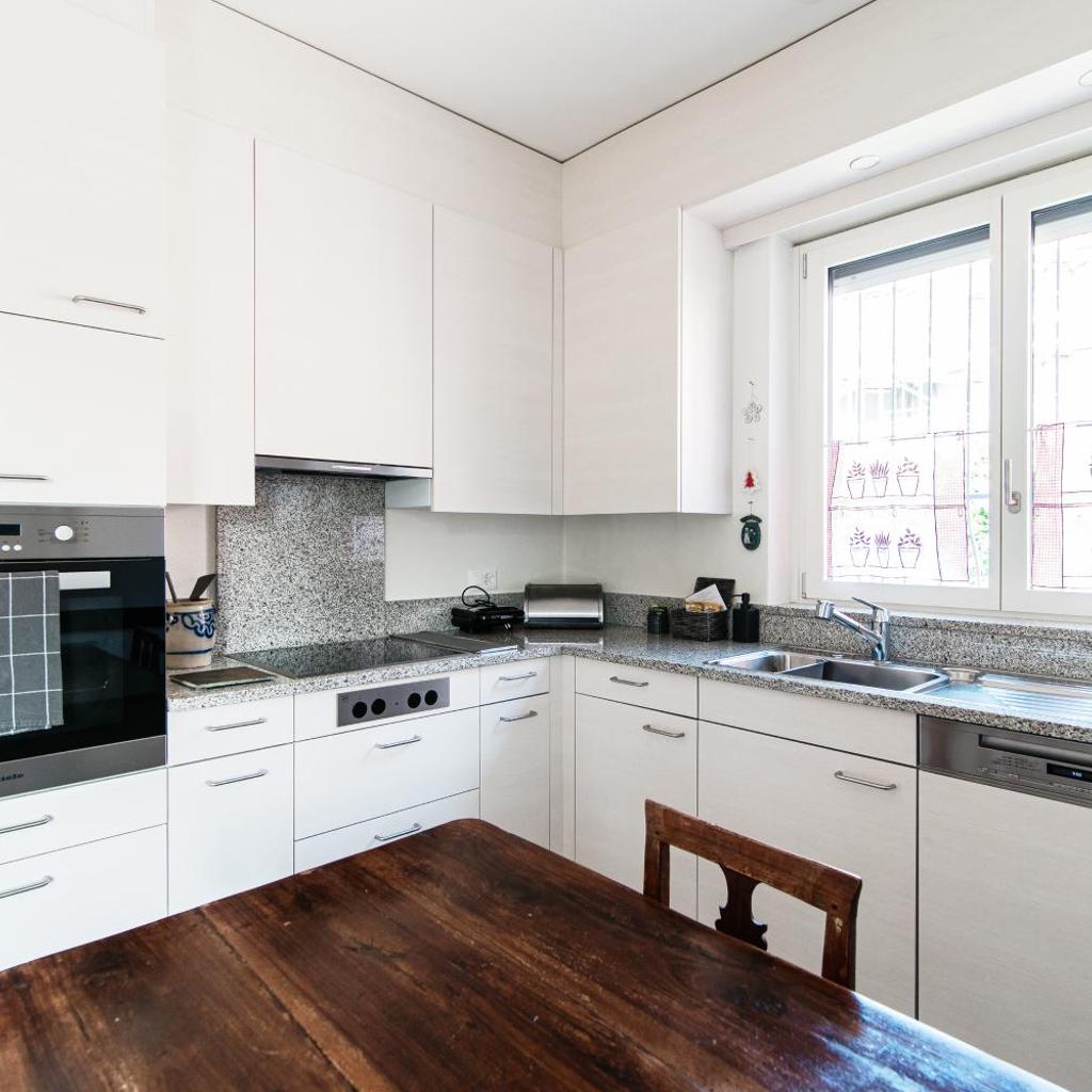 Carousel image 29