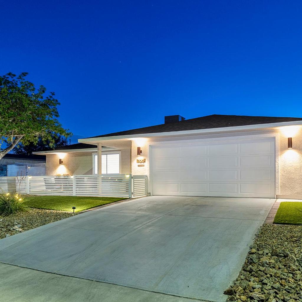 Photograph of Single Story minutes from Summerlin with RV Parking & Dog Friendly
