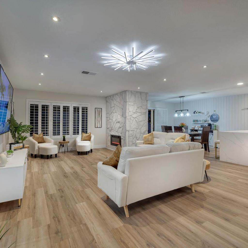 Photograph of Single Story minutes from Summerlin with RV Parking & Dog Friendly