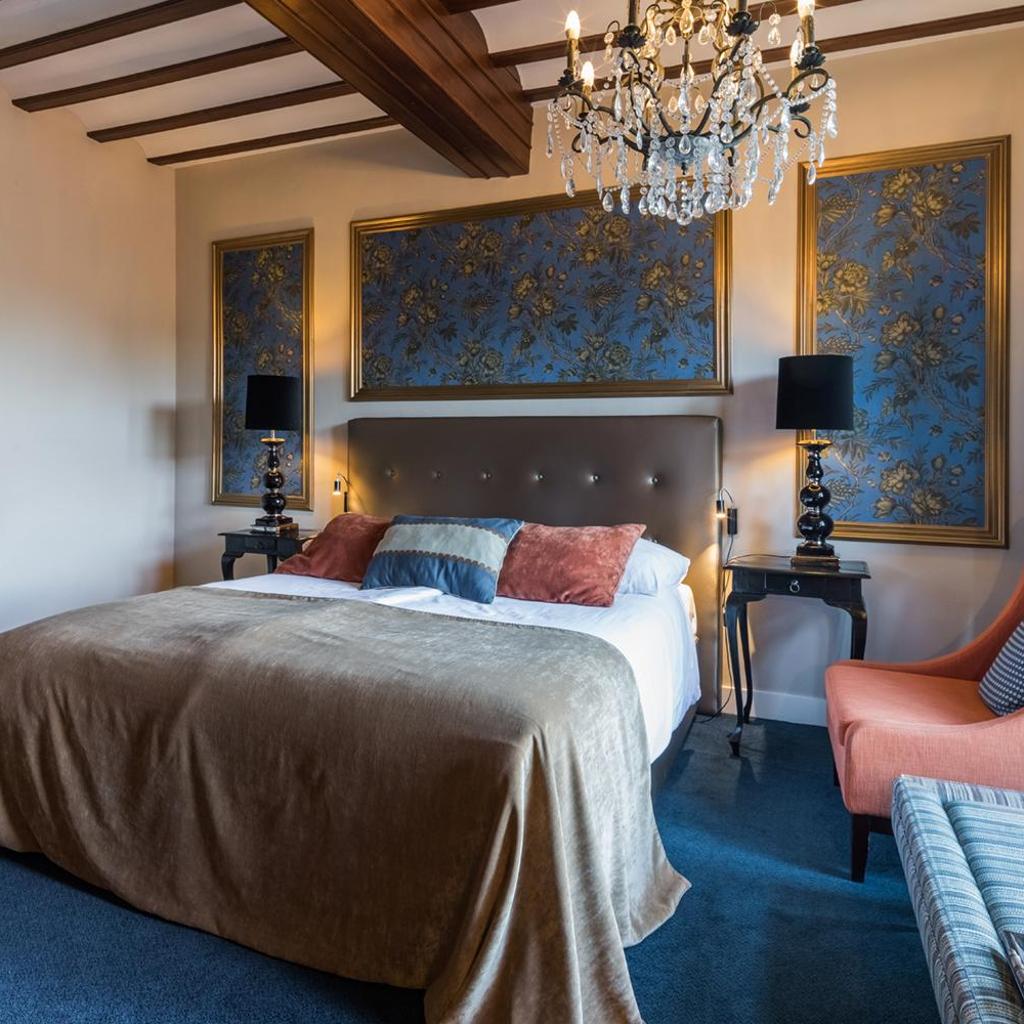 Van der Valk Hotel Kasteel Terworm — 