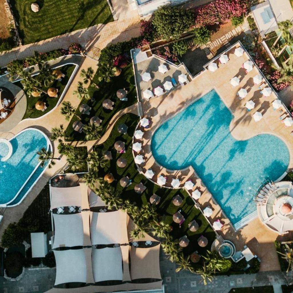 St George Beach Hotel & Spa Resort — 