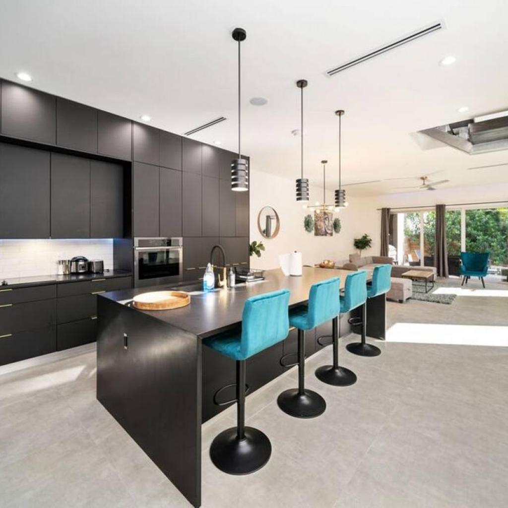 Photograph of Las Olas Zen Home with Pool and Hot Tub Near Beach