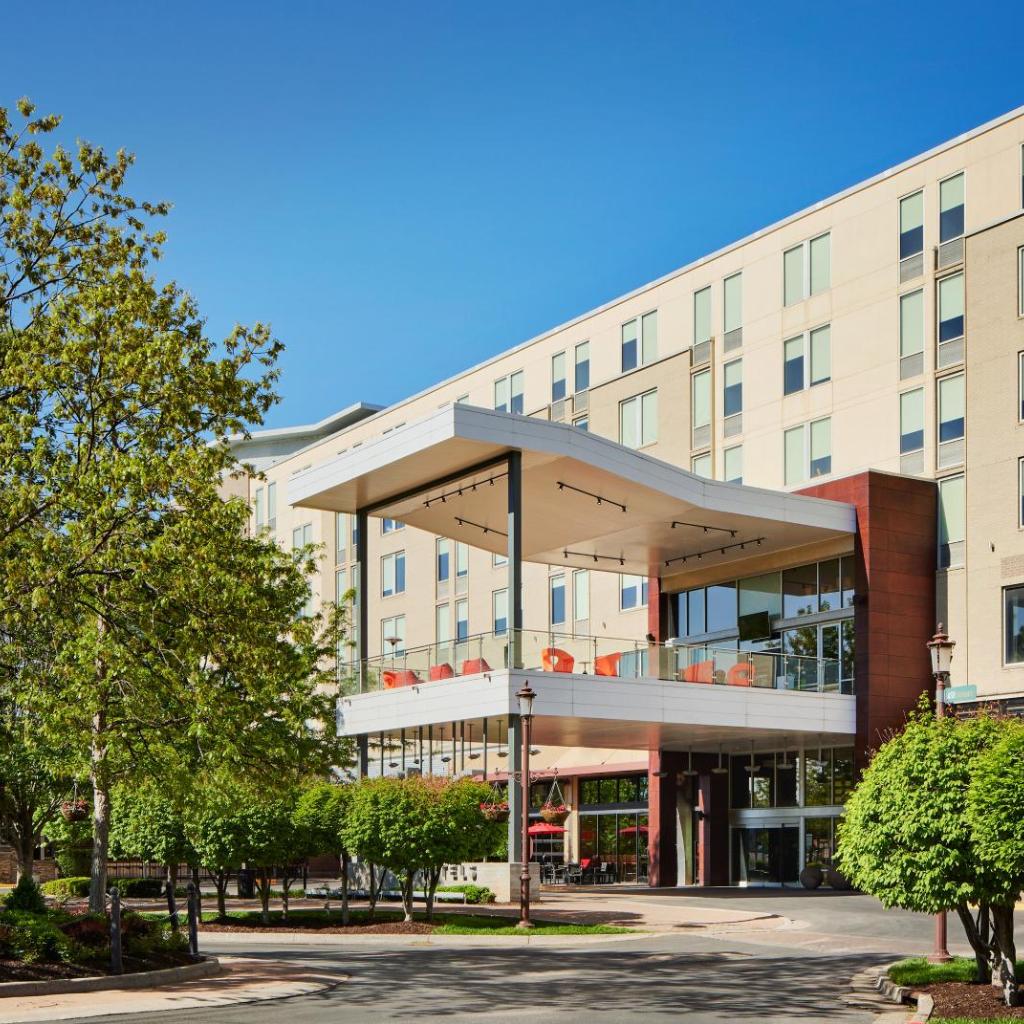 Hotel thumbnail 2
