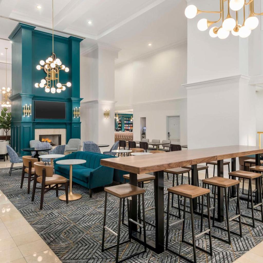Photograph of Homewood Suites by Hilton New Orleans