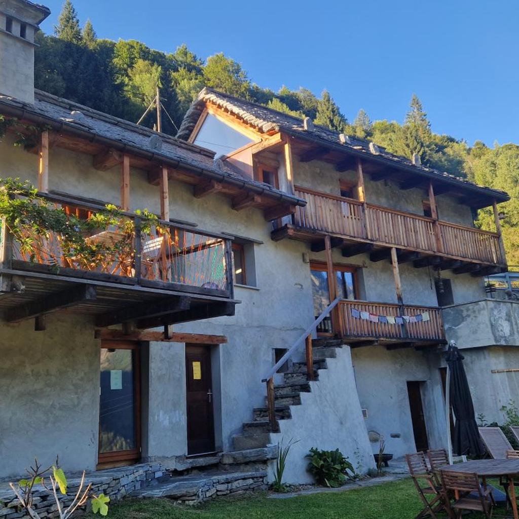 Image 2 - Casa Viola