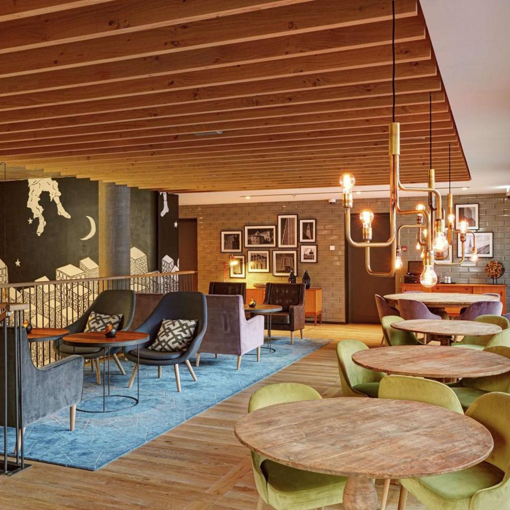 Canopy by Hilton Reykjavik City Centre — 