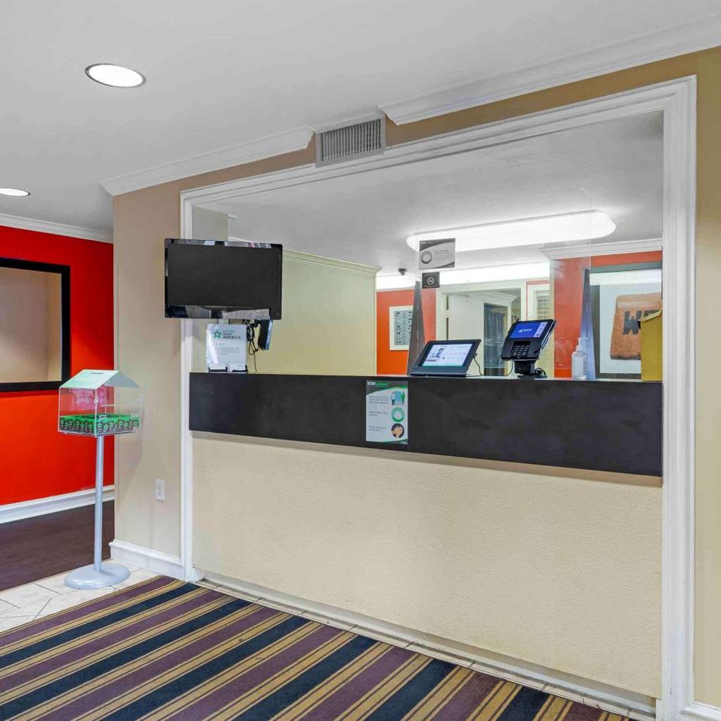 Photograph of Extended Stay America Suites - Houston - Galleria - Uptown