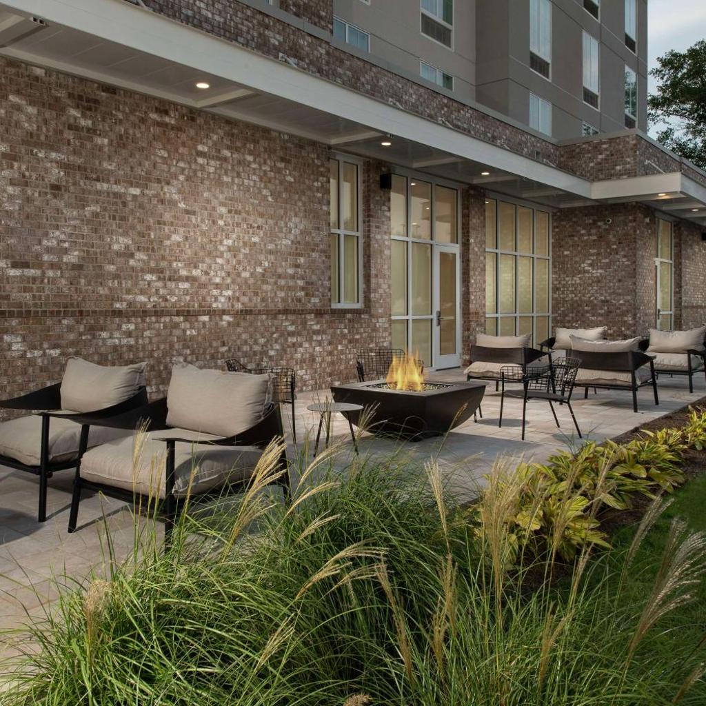 Photograph of Hilton Garden Inn Pensacola Downtown