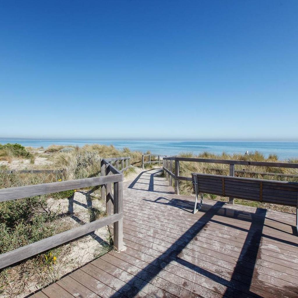 Photograph of Bonbeach Bliss - Panoramic Ocean Outlook