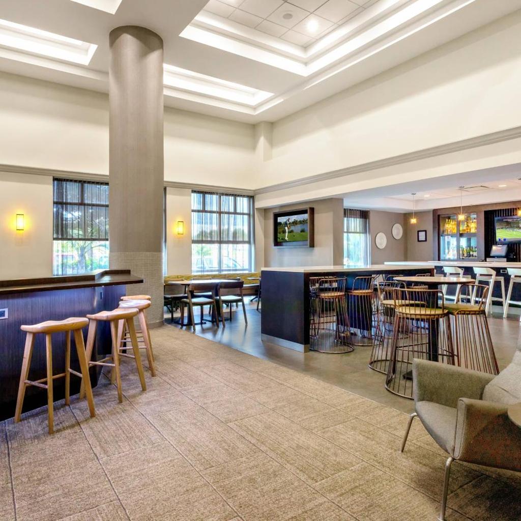 Photograph of SpringHill Suites by Marriott Miami Airport South Blue Lagoon Area