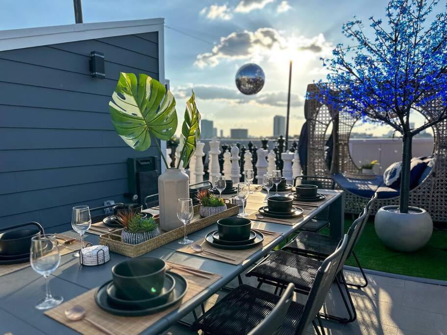 Photograph of The Oasis Checkmate Stunning Rooftop with Views