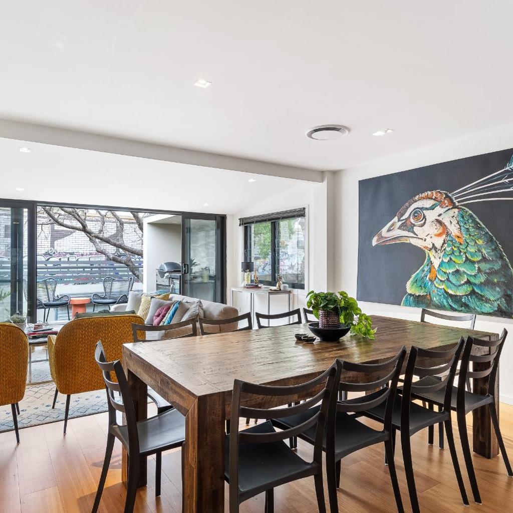 Photograph of Artscape, Newtown Villa