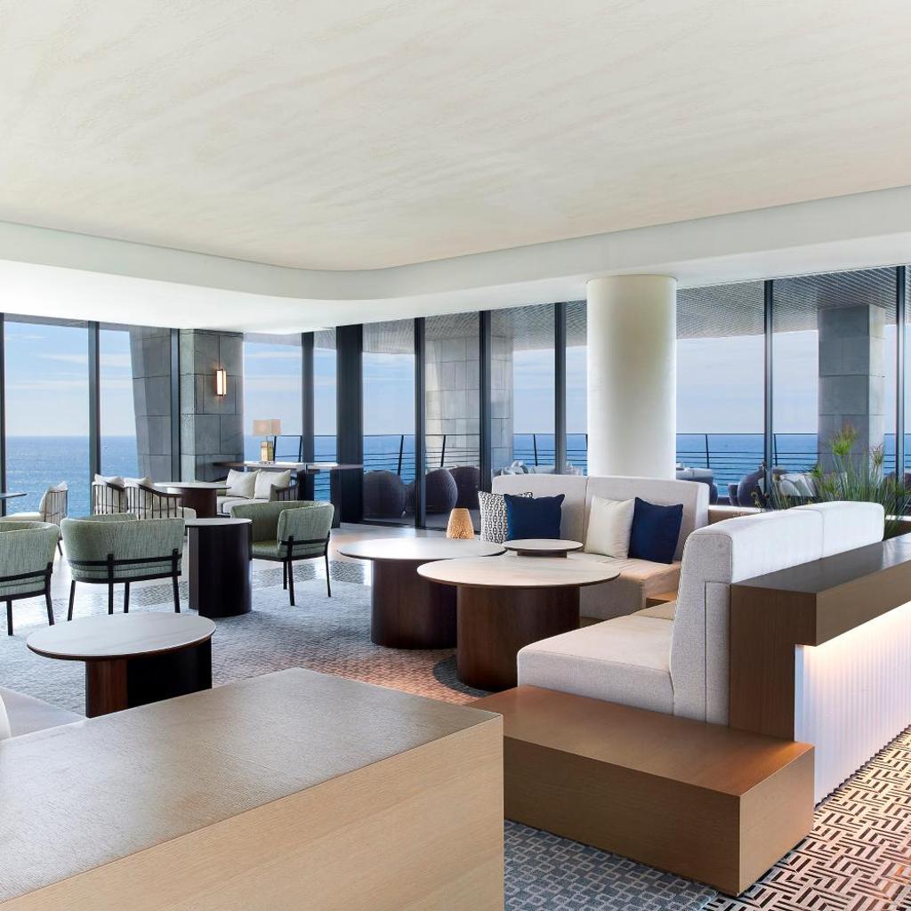 Parnas Hotel Jeju — 