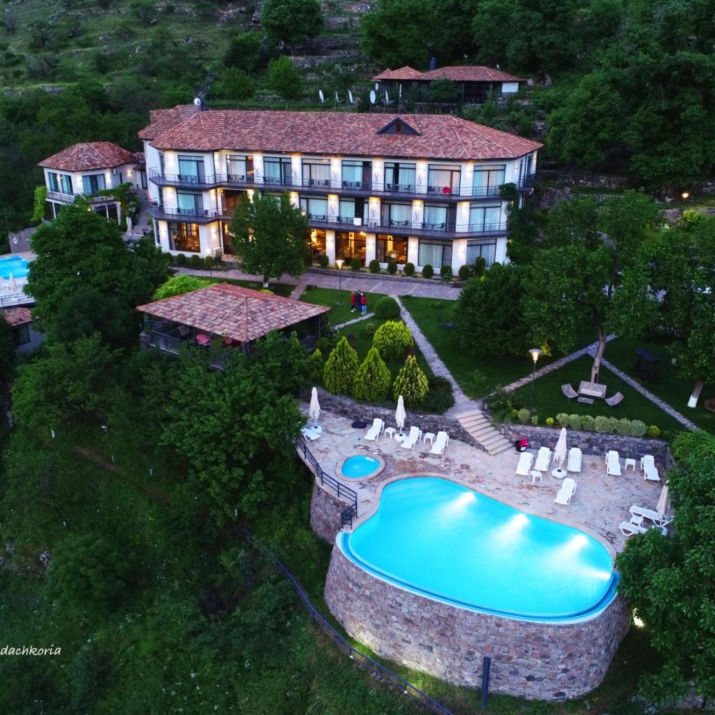 Vardzia Resort — 