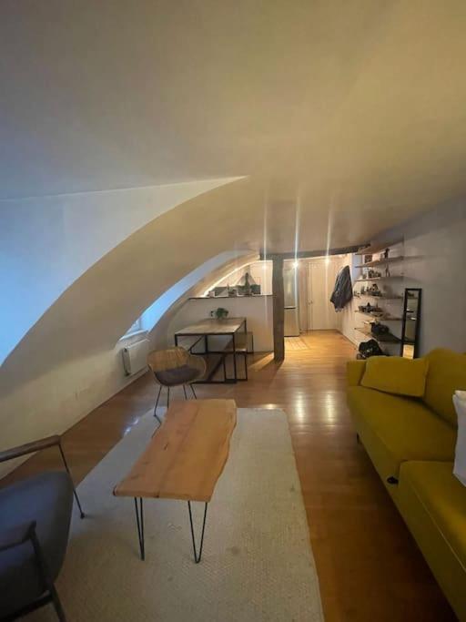 Photograph of Magnifique appartement Paris 10ème