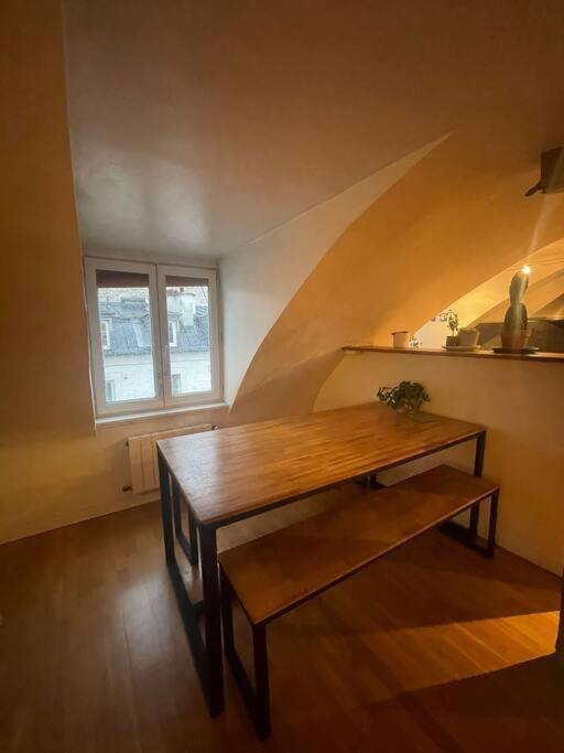Photograph of Magnifique appartement Paris 10ème