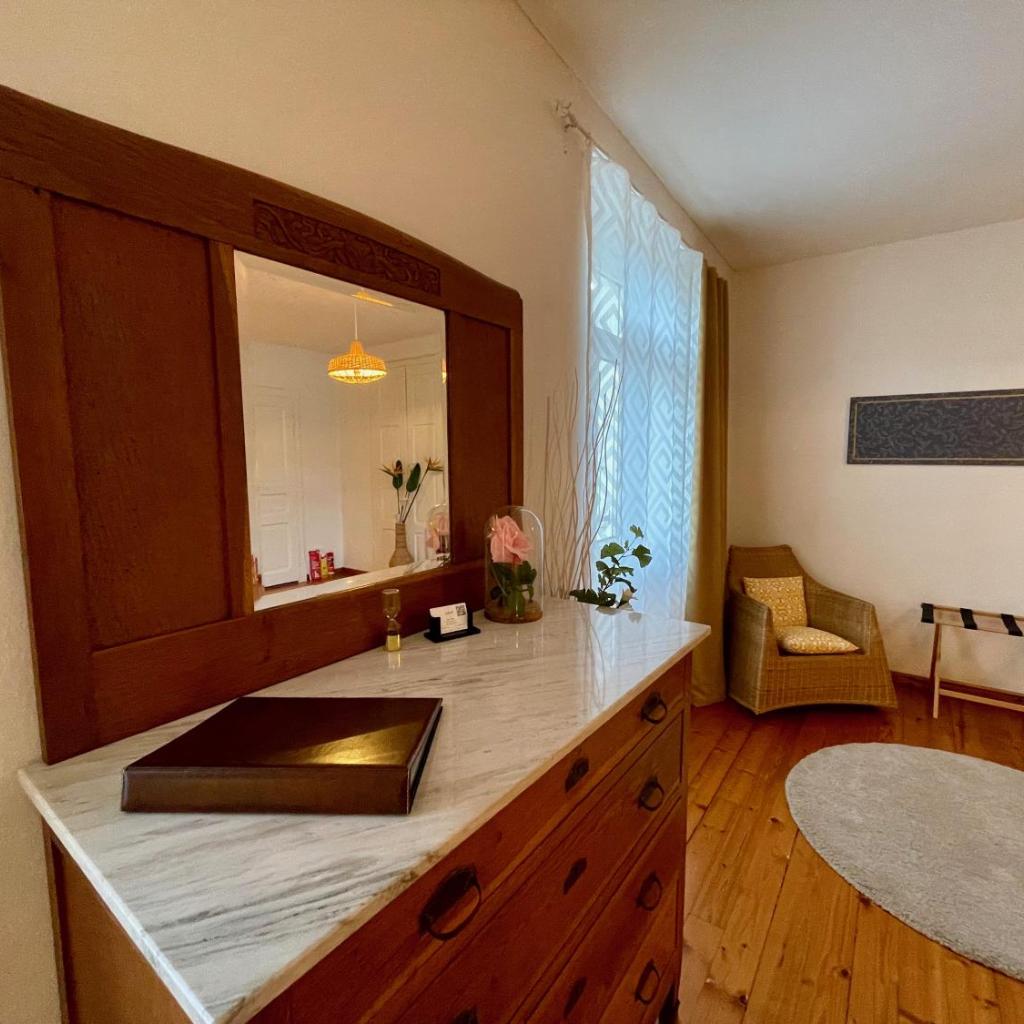 Image 7 - 1912 - Wooden Room apartment - old town