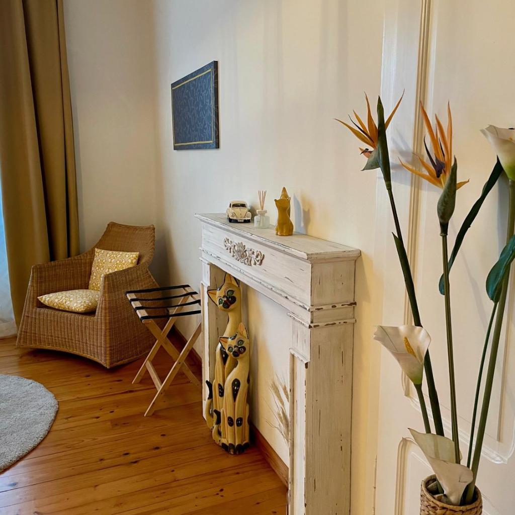 Image 9 - 1912 - Wooden Room apartment - old town