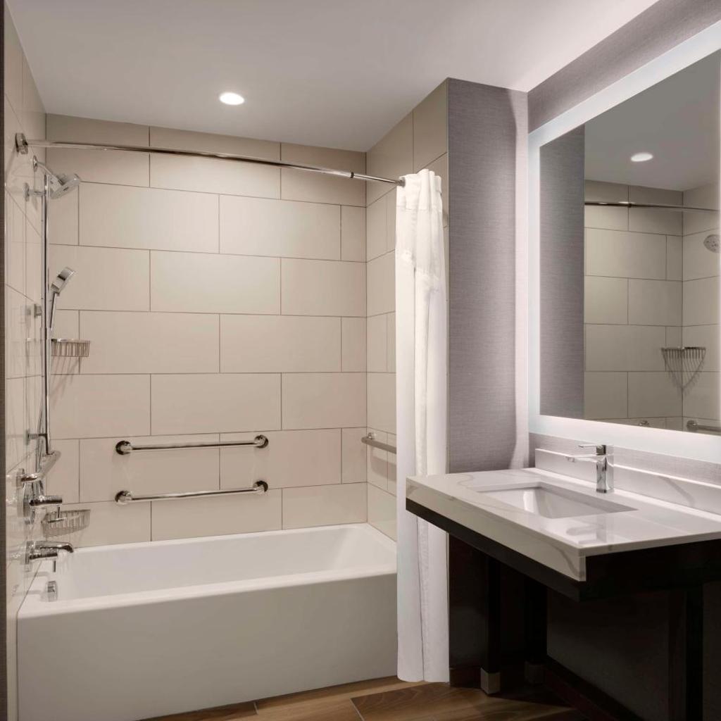 Photograph of Hyatt Place LAX/Century BLVD