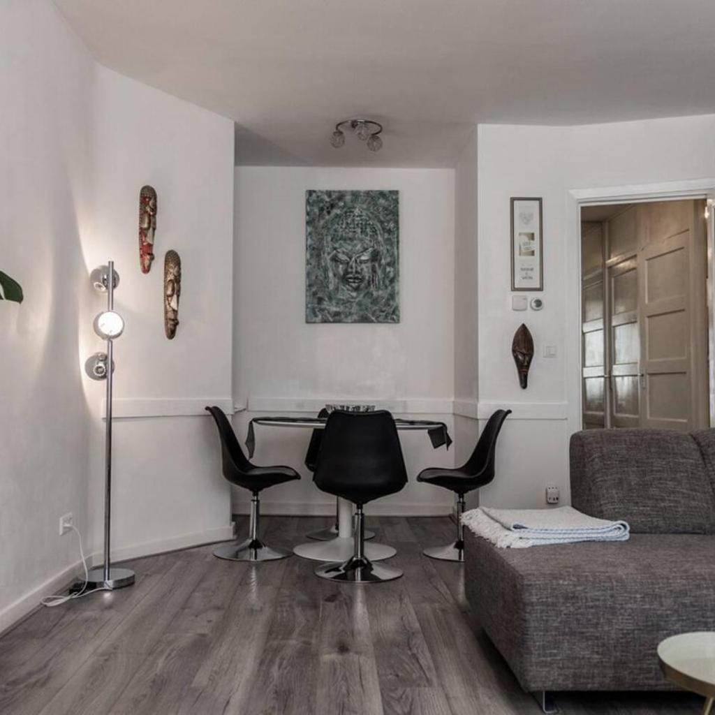 Photograph of Nice 2 double Bed in sunny House in Amsterdam west