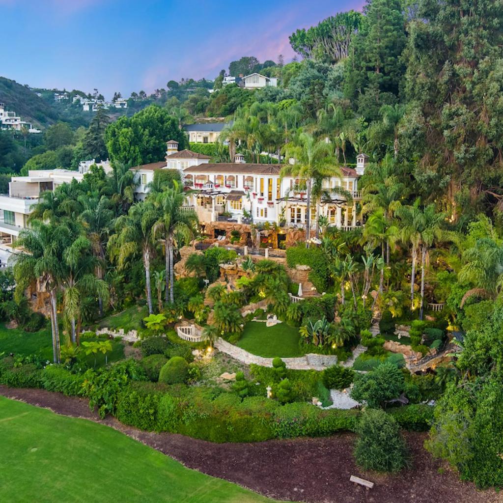 Photograph of Luxury Bel Air Villa Heated Pool Panoramic Views 6 Bedrooms