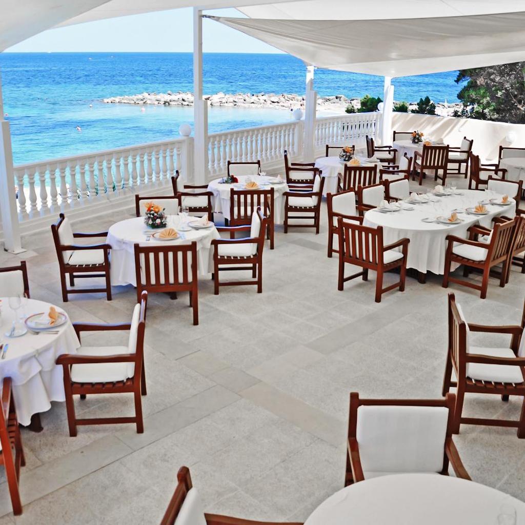 Grand Hotel Palladium Santa Eulalia del Rio — 