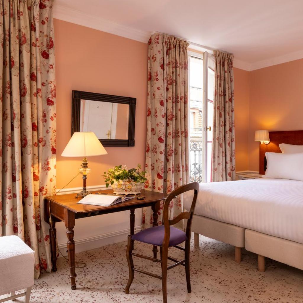 Hôtel Le Saint Gregoire — 