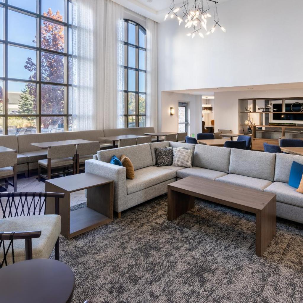 Photograph of Staybridge Suites Denver - Cherry Creek by IHG