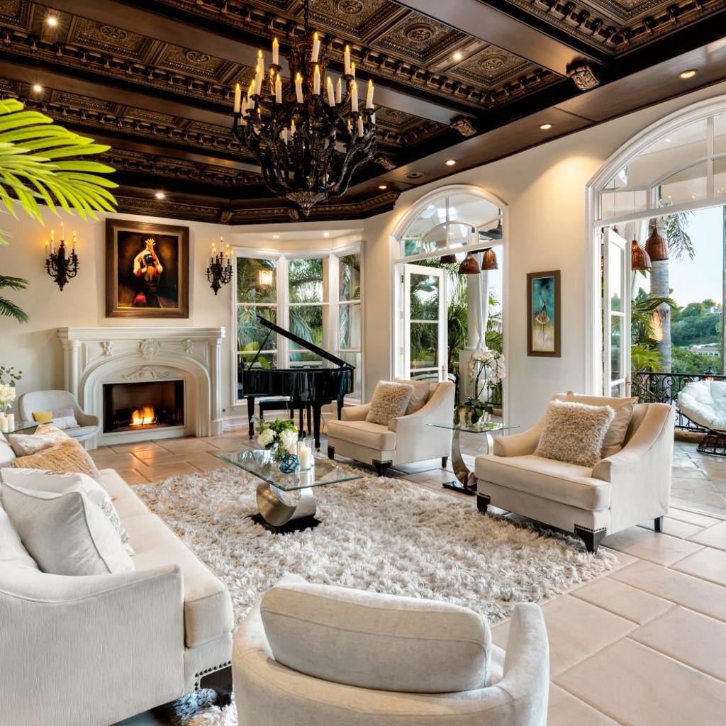 Photograph of Luxury Bel Air Villa Heated Pool Panoramic Views 6 Bedrooms