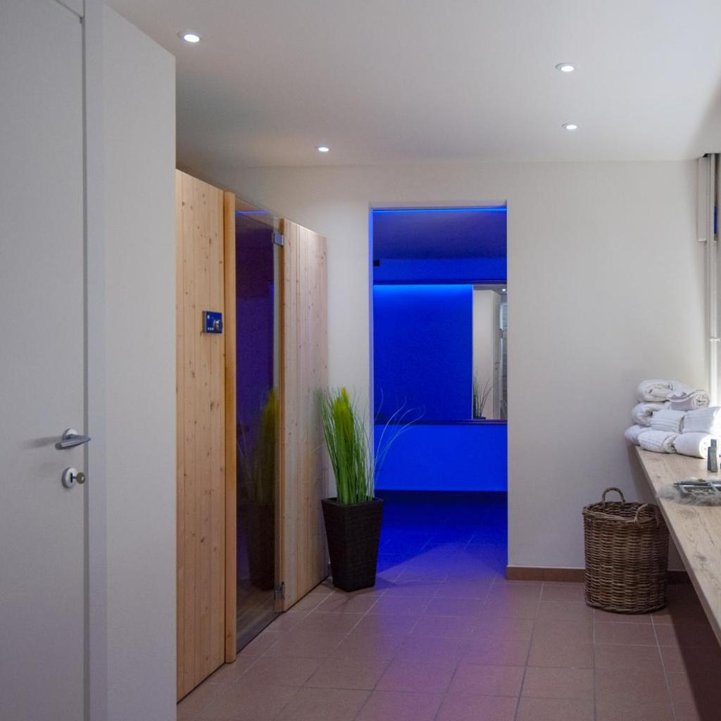 Carousel image 58