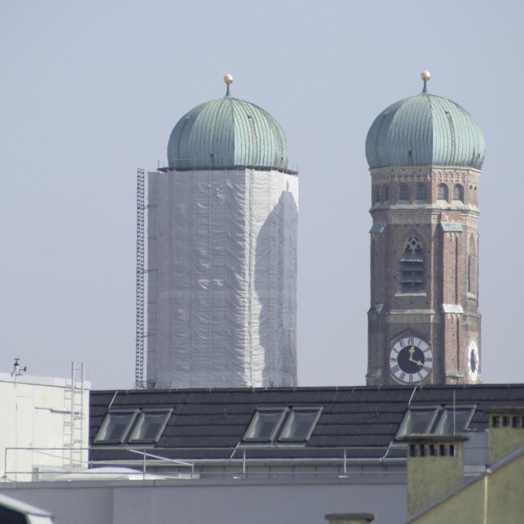 Photograph of Hotel Demas City