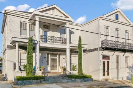Photograph of Timeless Elegance Historic NOLA Haven 2BD