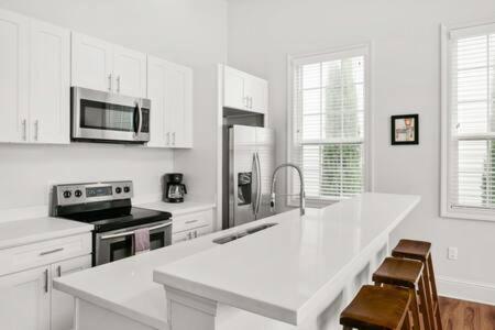 Photograph of Timeless Elegance Historic NOLA Haven 2BD