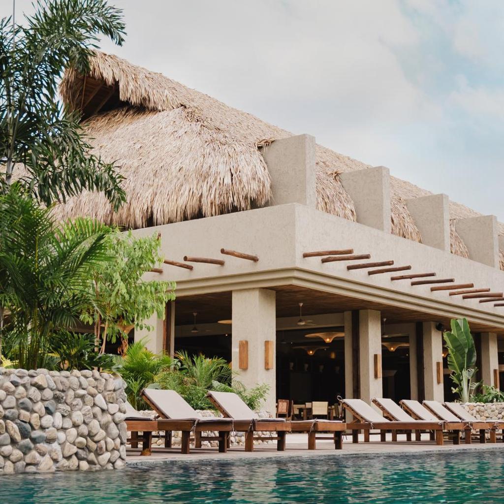 Naio Hotel y Villas — 