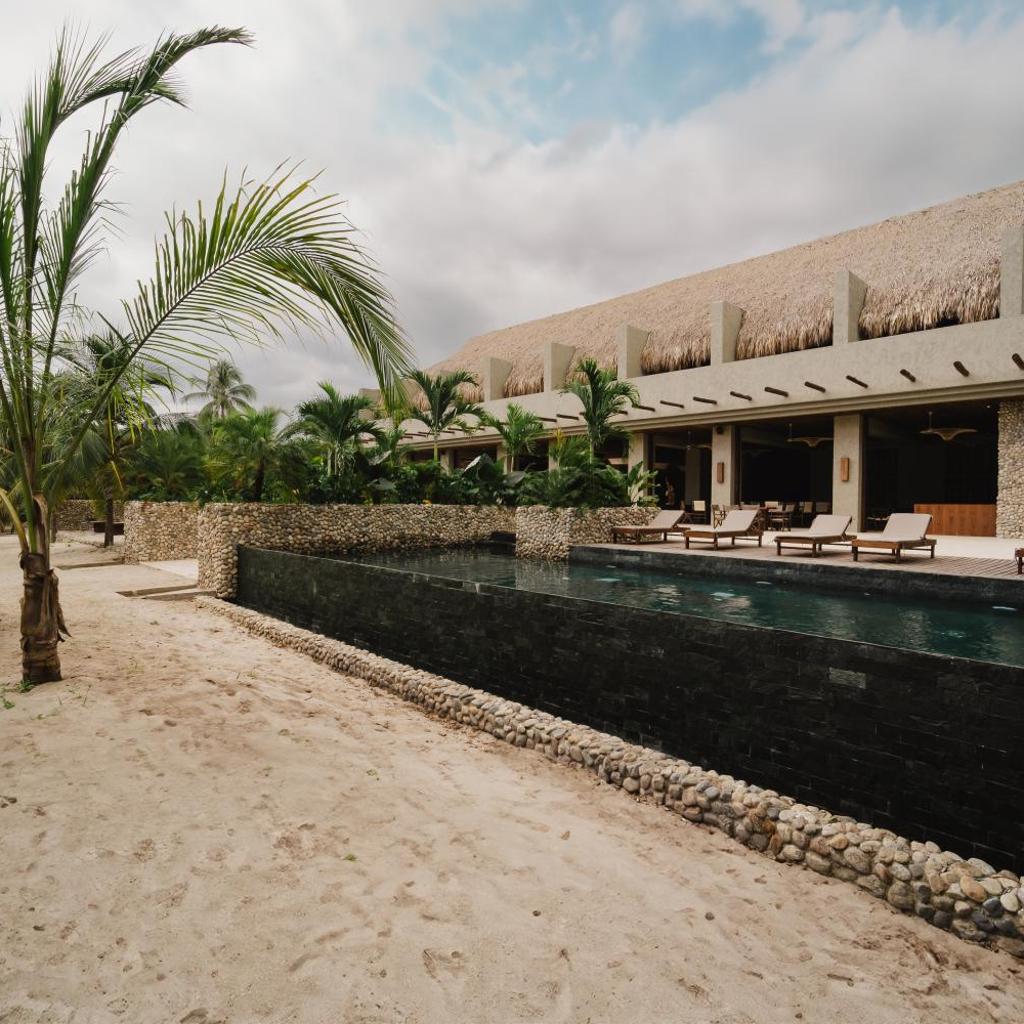 Naio Hotel y Villas — 
